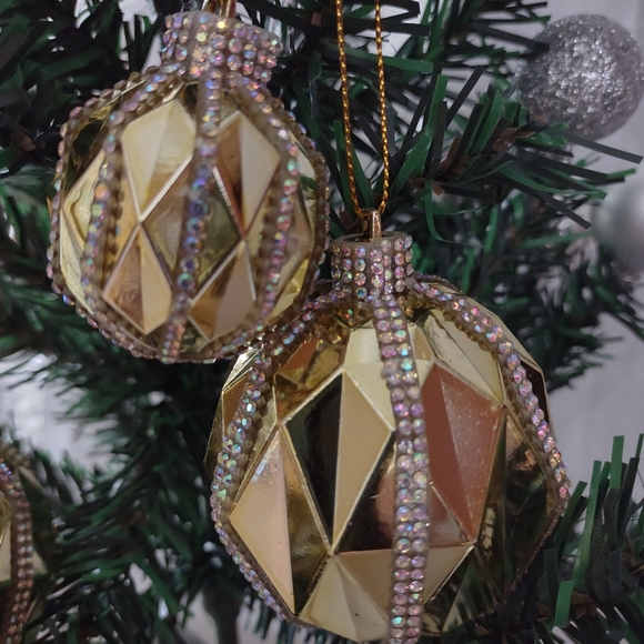 Christmas ornaments new 4 large 4 small handmade - Picture 3 of 4